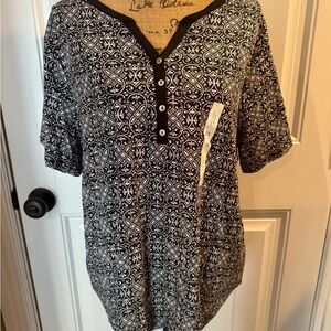 Croft & Barrow 2X Women’s Tee. NWT. Sold at Kohl’s.